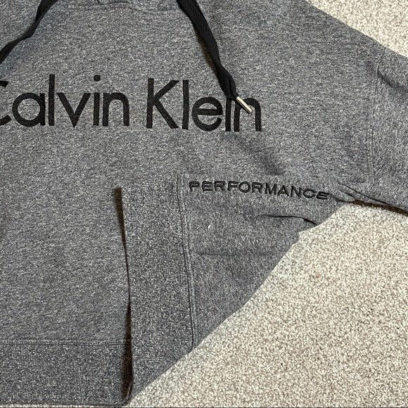 Calvin Klein Performance Cropped Grey Sweatshirt Cotton blend size Small - Picture 2 of 5